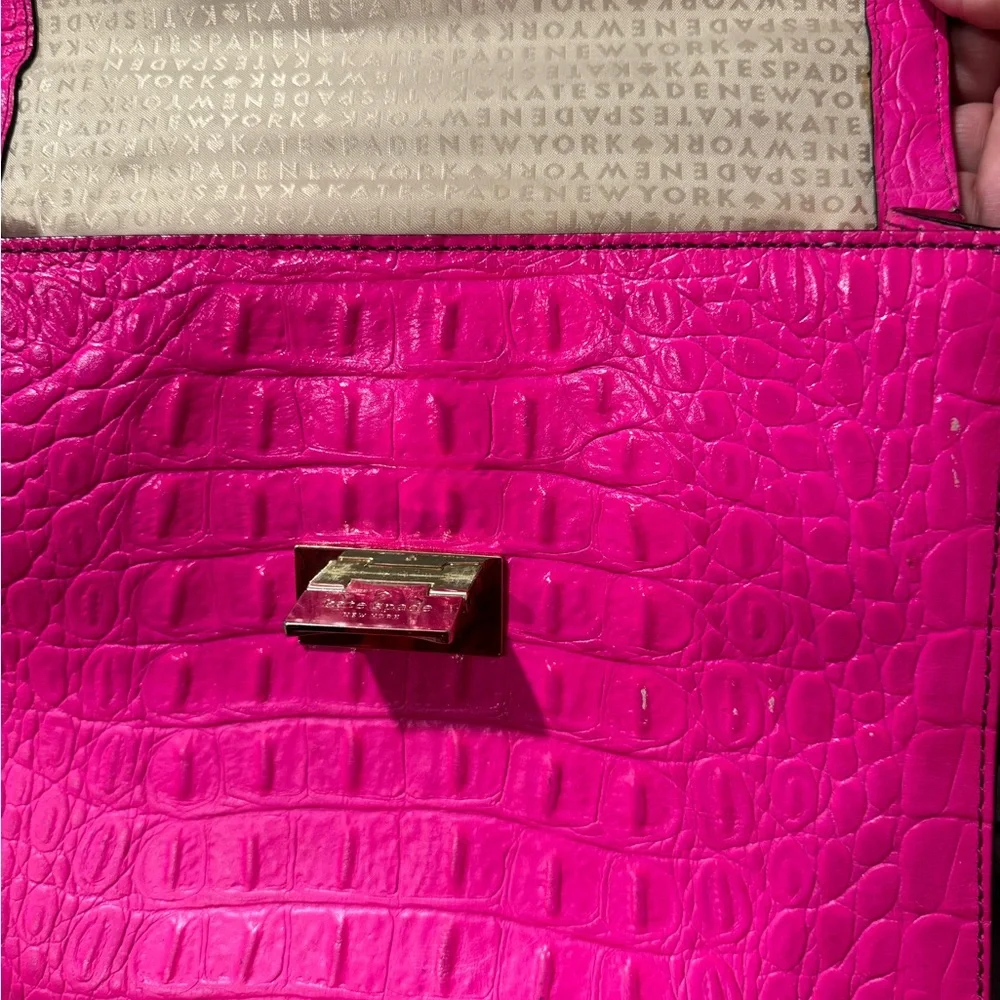 Kate Spade Doris Neon Pink Crocodile Print Handbag! - Picture 13 of 14